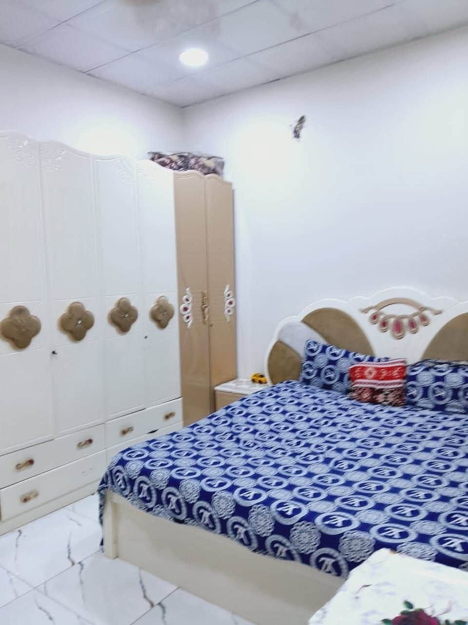 دار للبيع بلقبله بل٤الاف
السلام عليكم 🕊️
بيت للبيع في القبله منطقه ال4الاف طابو صرف تحويل رسمي للمشتري مساحه 100م يحتوي عل غرفتين صاله استقبال مطبخ و3 صحيات خارجي وداخلي سعر البيت 108 وبيه مجال موجود كل الخدمات اي استفسار اتصال او واتساب ***********
