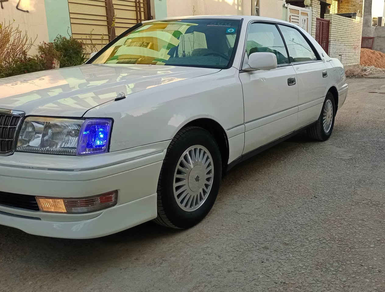 السلام عليكم
للبيع كراون راس الثور صدفي رقم انبار دولي سنوية ل٢٠٣٠ تحويل مباشر اي محافظة مكفوله من الكص والنقل جثه والضربه والصبغ ما عدا الدعاميات صبغ فقط شرط الفحص
تحوير نجف درجه اولى 
موديل ١٩٩٨ كرستال اصل
غرفه ٢٠٠٠ 
تبريد ثلج سبلت متحرك
شاصي ٥٥ محرك ٣٠٠٠ ففتي بطل اسود اصل جديد كفاله من التبخير والتنقيص وكير جديد كفالة
كشنات كهرباء
تخم تاير جديد شرط
ويل ليزري جديد
عدادت ليزري
سنتر لوك وريمونت تقفيل وتفتيح
شاشه دشبول+ كامرة خلفيه دوارة
كهربائيات كله شغاله جام ولايتات وكلوبات وغيره
جنجر بالجنطه
تترايك ١٨٠ لأي محافظة سيارة بلاديه وجديده بمعنى الكلمه وماكو شي بيه مو شغال
السعر ١١٠ وبيه مجال
مكان السيارة كربلاء المقدسة
***********
