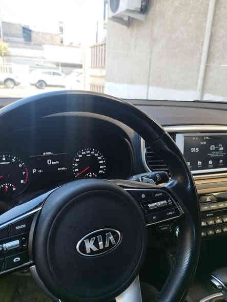 السلام عليكم 
كيا سبورتج 2020 خليجي خليجي جيتي لاين فول اعلى فئه Gt line  سياره جديدده على وضع الشركه ماشيه 43 الف حقيقي على ايدي مواصفات بصمه تشغيل بصمه ابواب وجنطه كهرباء شفط تشغيل عن بعد كشنات جلد وكهرباء قطعتين تبريد سايد بريك بصمه 3 انظمه قياده ماطور عدسه بنراما فول للاخيرر السياره صبغ باب وجاملغ بدون دواخل اثر طخه خفيفه سياره جاهزه من كلشي بدون اي نقص رقم بغداد بسمي  السعر 190 مكان بغداد طوبجي ***********
