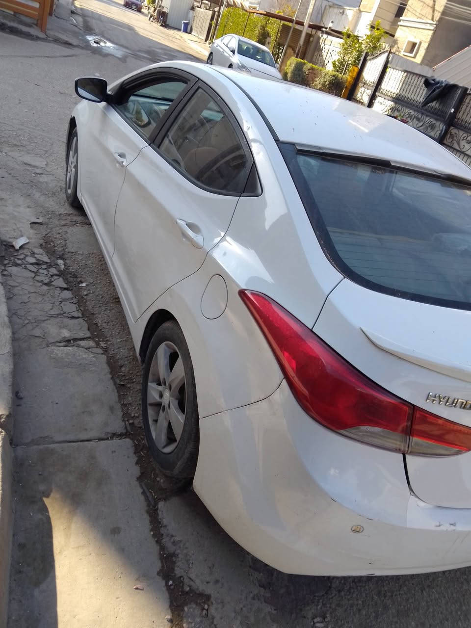 السلام عليكم من رخصة الادمن المحترم النترا موديل 12خليجي للبيع بيه صبغ صفحة سعرها 97 مكانه بغداد دوره مهدية ثانيه *********** اتصل وتدلل ارسلك السونار داخله جدا نظيف صاج داخل بيجي واسود
