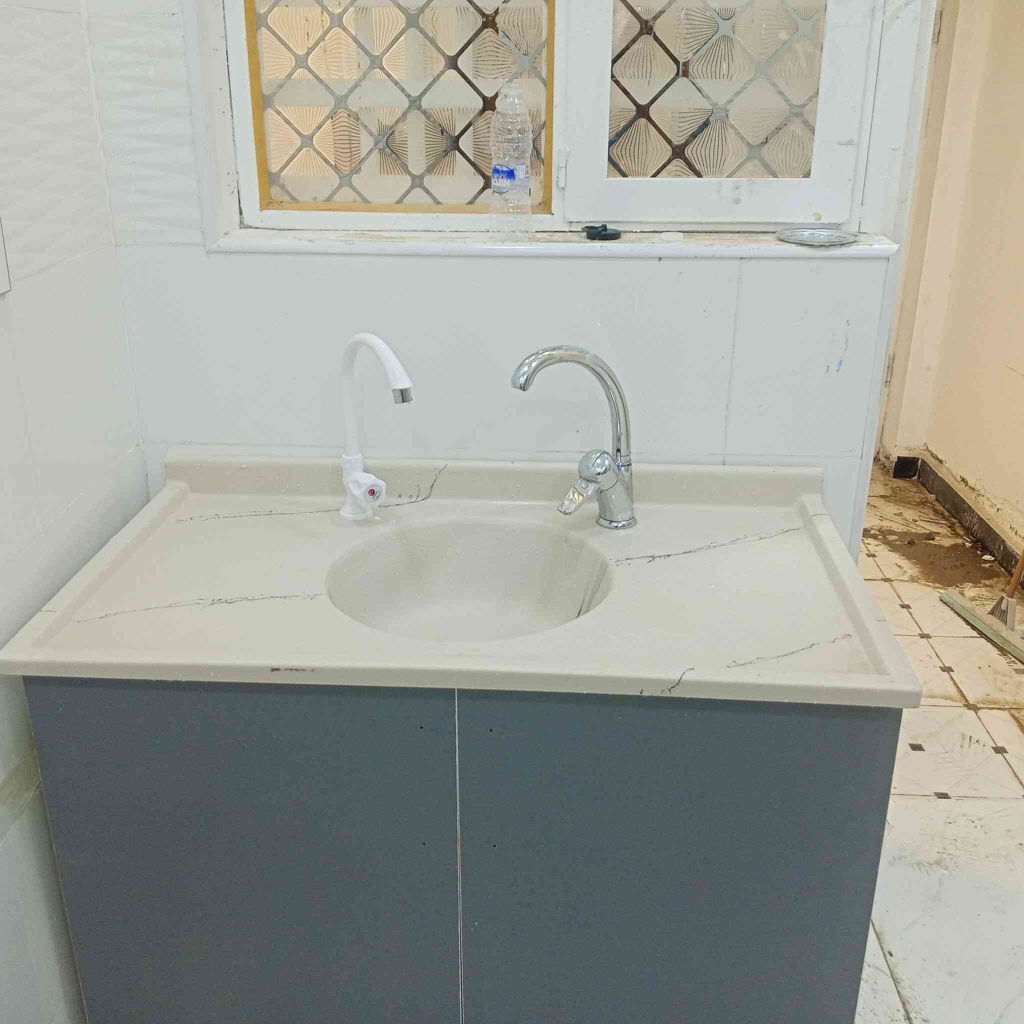 تاسيس ماء ومجاري+تقطير. السبالت
+منضومة الغاز بسعار مناسبه تصال ***********
