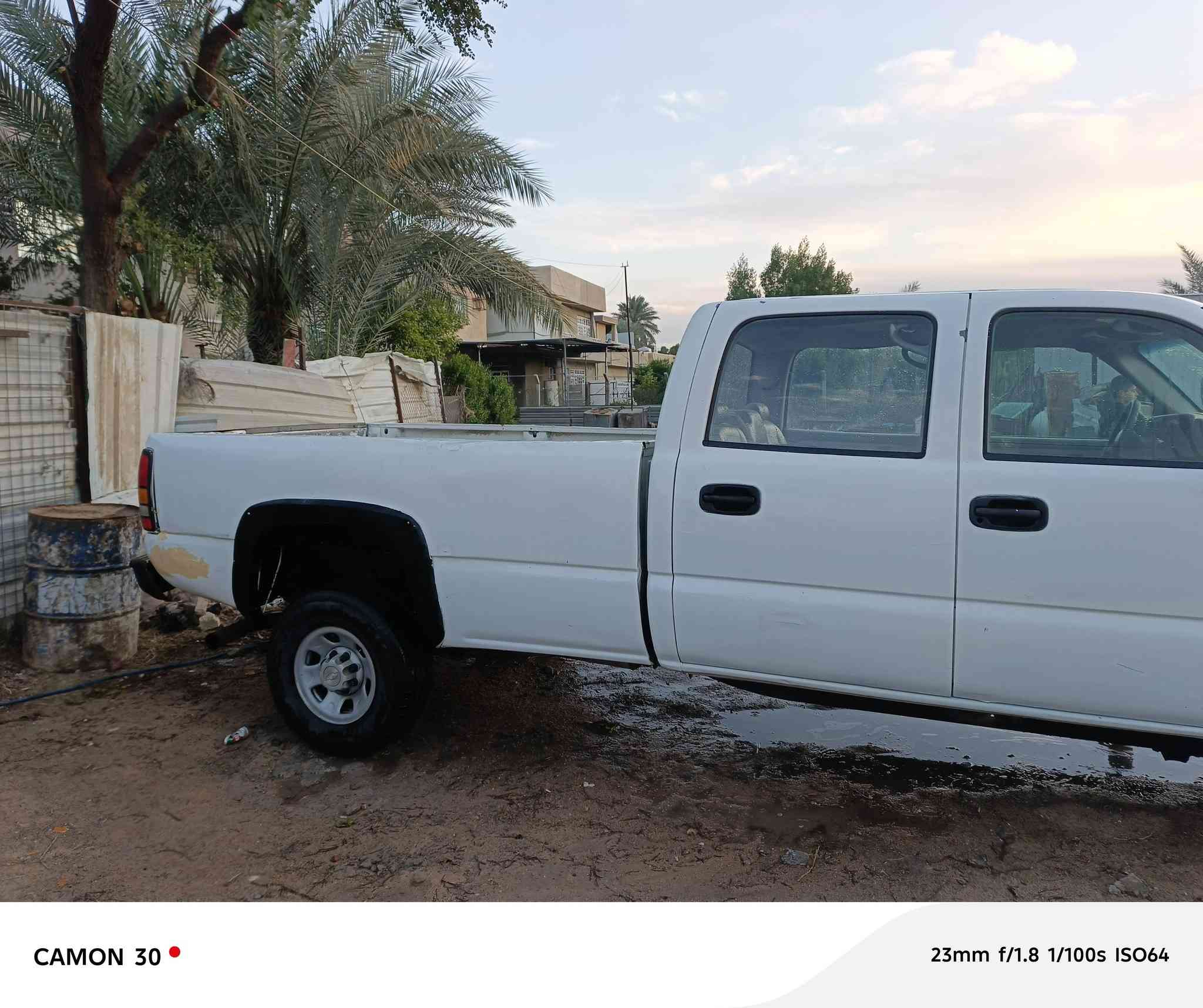 للبيع سلفادور 2006مزاد الداخليه مزاد دياله كتاب كامل بس كمرك وتترقم بيه تخم تاير مكينه ٨ السعر ٤٠بي مجال مكانه بغداد حي الجهاد ***********
