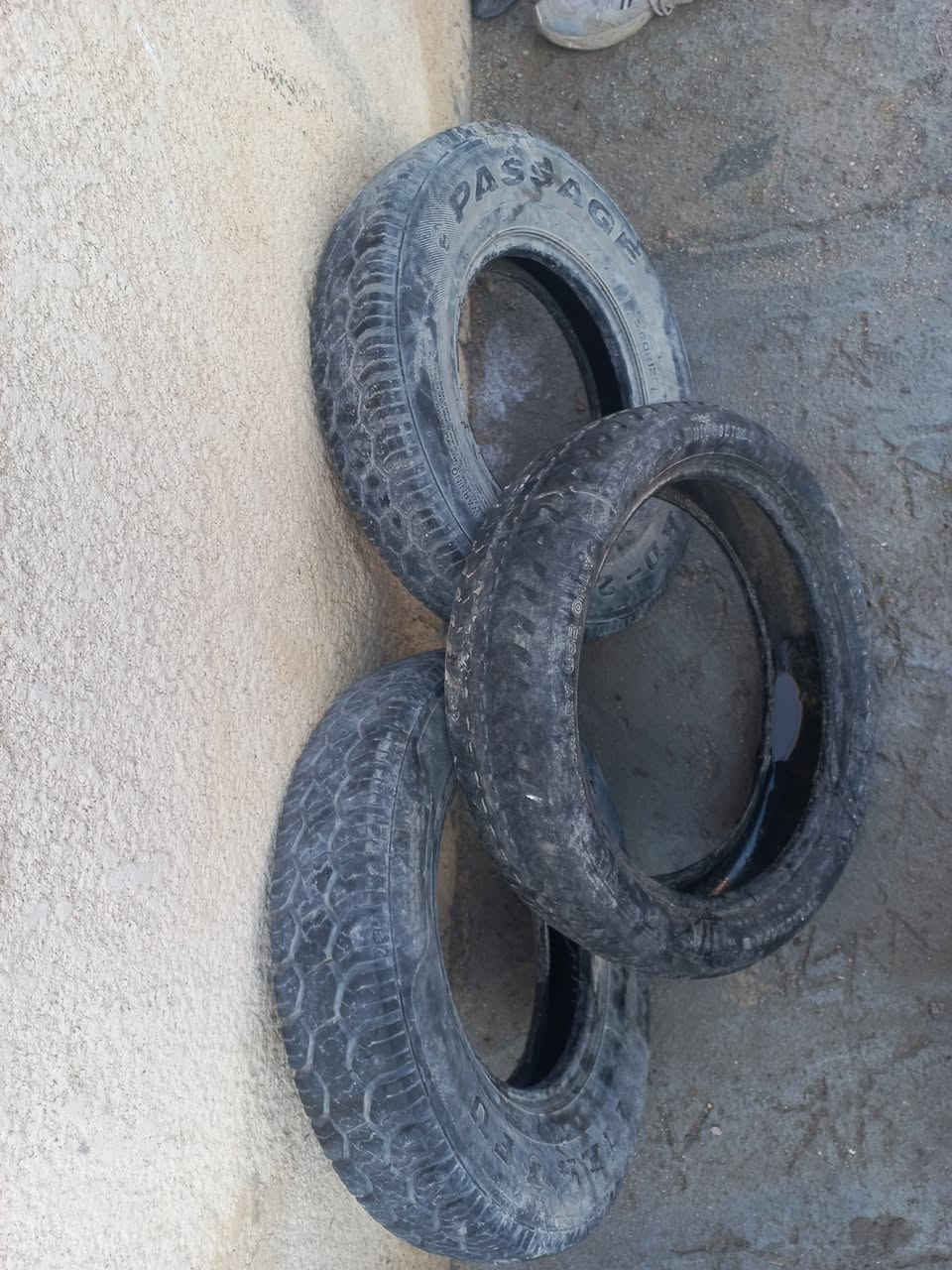 سلام عليكم اقره المنشور عدل فدوه لك 

اكسن دايون اخو الجديد بلاد شرط 
اكسن امتي ار  بلاد ٢٠١٩ شد فلنجه ع شرط 
واكسن امتي ار٢٠١٧ دشلي البلجعمقه بي برغيين او احد عنده جعمقه يحتاجله غراض منهه مامسلكه شرط  
دبلات بلاد نضاف 
تواير جوبلس زوج وكدام باله 
زوج يدات بريك ويده اكلج 
ستيرن +فافونه الاصليه +ويل كدام 

غراض كلهه بلاد ماعده الويل تجاري
 شراي يعلق او يتصل وانه شنو يريده بخدمته ***********
