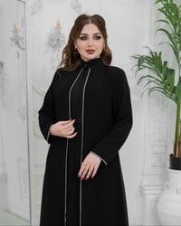 ملابس • نفس الصوره • موديل