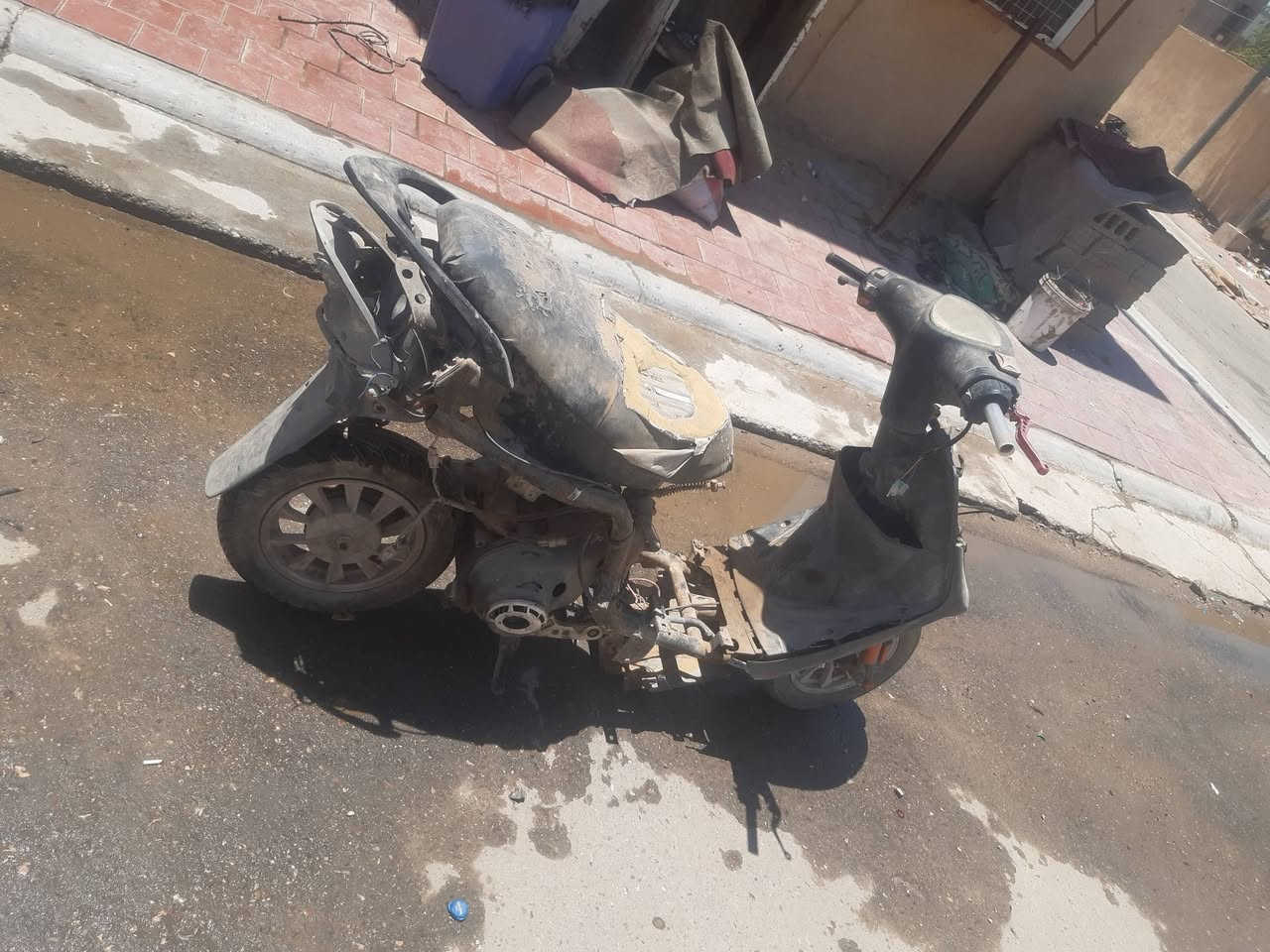 سلام عليكم هاي ماكس عدله للبيع كوم حديد كاامت وتركتها صار 3سنين متروكه سعر125وبيها مجال مكاني كربلاء الامن الداخلي


**إذا كنت صاحب هذا الإعلان وتريد حذفه لأي سبب، رجاءا أرسل رسالة إلى الدعم الفني**