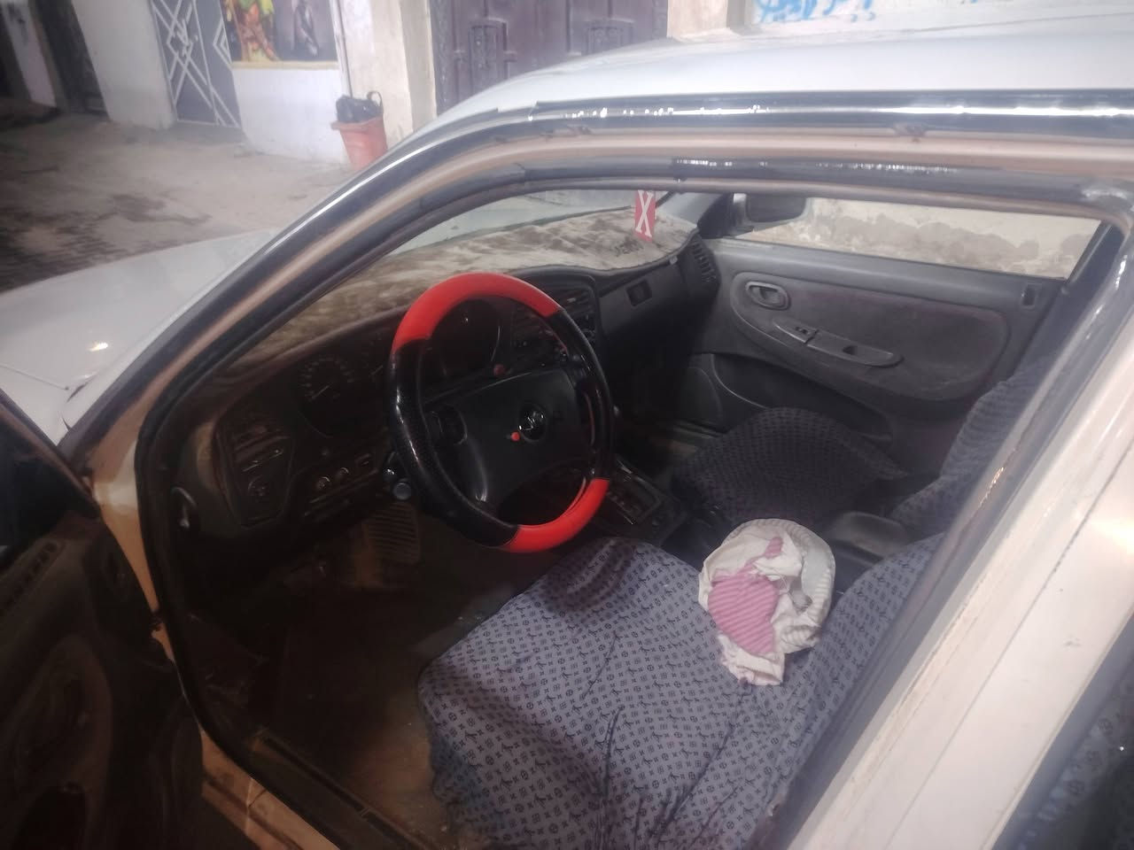 سلام عليكم برنس  فراشةلبيع مديل 96 بغداد خصوصي رقم الأماني سيارة داخل حلو نضيف كهربائيات حالة جيدة تبريد شغال حدادة 75بل /100.مكينة نضيفة مفتوح كير نضيف راعي يريد تحويل سنوية بل 28 تنتهي لعلم بيهة خياس قليل بل داير الخلفي وشوي بل باب الخلفي الأيمن يم تريشة  سعر 37 وبيهة مجال مكان بغداد مدينت الصدر رقم الهاتف ***********
