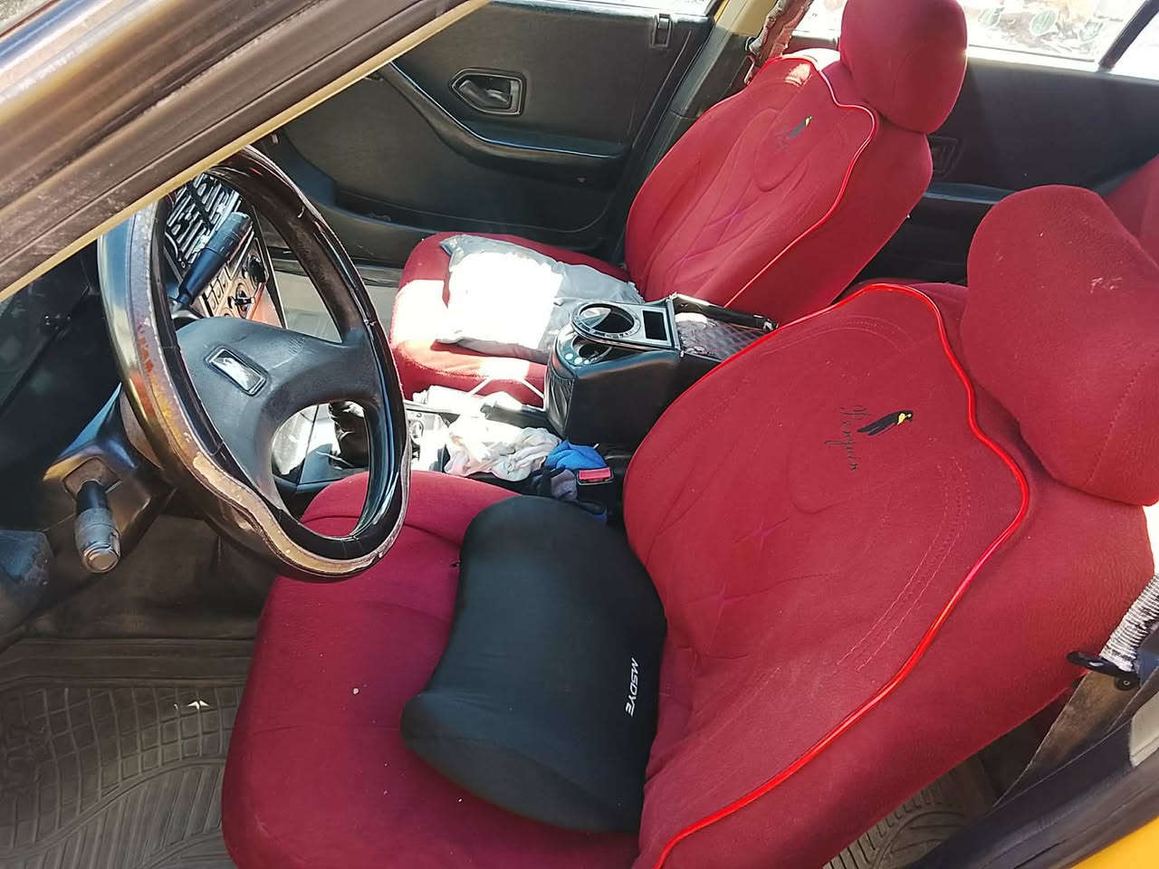 السلام عليكم بيجو رواى مديل 2009 سنويه جديده ارقام كامله نكليزي بغداد بس ع لستلام عليه غرامه او هيئه 40/50بس
تحويل ثاني يوم مكان السياره بغداد سعر السياره 20او بيه مجال بصيط لشراي
رقم بي واساب***********
