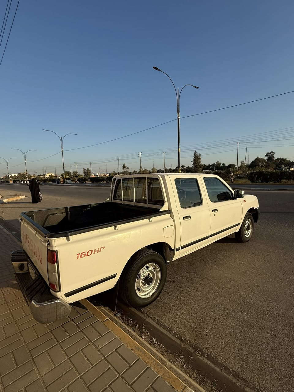 سلام عليكم للبيع. نيسان. 2014 محسن سعودي فول مكفوله. كفاله عامه. كير محرك حداديه كله جديد رقم مثنى باسمي العنوان السماوه الرميثه السعر ١٣٧ بيها مجال بسيط. سياره. جديده 
***********
