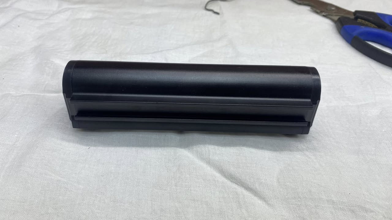 ضوء باسكال
اللوك غير مستخدم 
قوي جدًا
يزيل جزء كبير من الغبار
خمس LED
جودة عالية
من السليمانية
التوصيل متوفر


**إذا كنت صاحب هذا الإعلان وتريد حذفه لأي سبب، رجاءا أرسل رسالة إلى الدعم الفني**