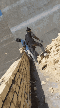 اعمال علي البزوني

***********
