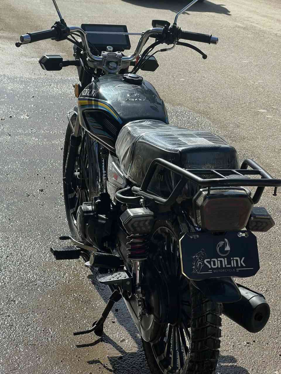 سلام عليكم دراجه موديل  25 دراجه نضيفه وكامله اي نقص واحد مابيه  كهرباء كله شغاله شاشه شغاله اشاير شغاله دراجه حلوه كامله الغير السعر 765 وبيه مجال شي بصيط المكان ديالى الخالص 
الرقم ***********
