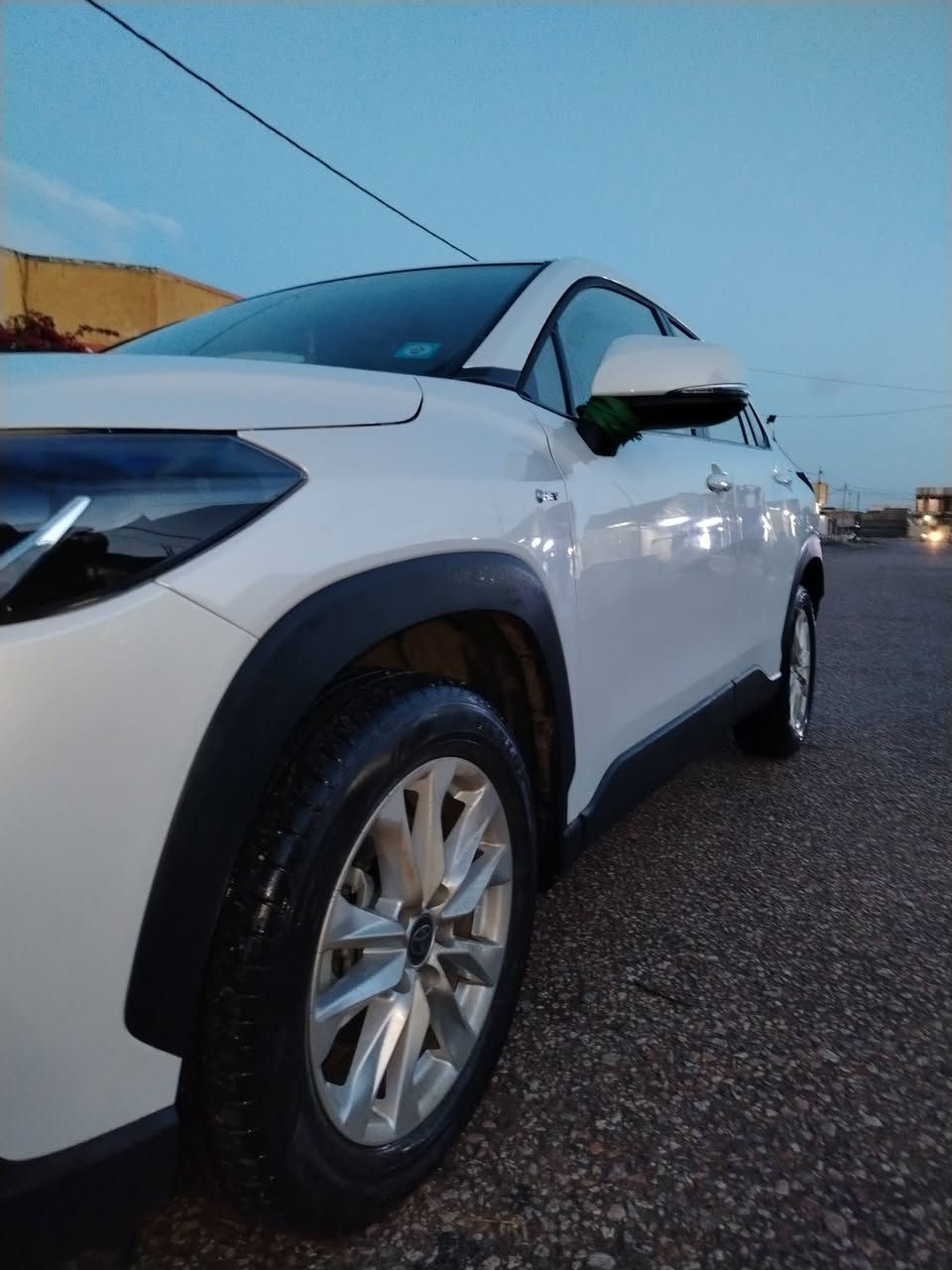 #تخفيضات
متوفرة الآن كورلا كروس 2025 هايبرد

‏🚘COROLLE CROSS HEV 2025

‏📜 اليكم المواصفات 

‏🚘 خليجي

‏🚘 زيرو 

‏🚘 موديل 2025

‏🚘 حجم المحرك 4Cylinder 2.0L 

‏🚘 مرتبط بناقل حركة أوتوماتيك 

‏🚘 بقوة 169 حصان 

‏🚘 مفتاح التشغيل بصمة 

‏🚘 دفع ثنائي FWD 

‏🚘 سلايد روف

‏🚘 اريل نفكيتر 

‏🚘 رادار 

‏🚘لايت هالوجين 

‏🚘 حجم الاطار 215/60R17 

‏🚘 ويل كب 17

‏🚘 4 دسك

‏🚘 حساسات ضغط الاطارات 

‏🚘 اشارة في المرايا الجانبية 

‏🚘 4 جام اوتو

‏🚘 المرايا قابلة للطي 

‏🚘 ماسحة خلفية 

‏🚘 عدد AIR BAG 7

‏🚘 هاند بريك كهرباء 

‏🚘 ا ABS 

‏🚘 دشبول شاشة ديجيتال

‏🚘 مثبت السرعة Cruise 

‏🚘 تحكمات مقود

‏🚘 ا Bluetooth / USB 

‏🚘 مخرج منفذ الطاقة 

‏🚘 فحص نظام السيارة 

‏🚘 تتسع المقصورة ل 5 ركاب

‏🚘 المقاعد مخمل 

‏🚘  مثبت مقعد الطفل ISOFIX 

‏🚘 تبريد شاشة 

‏🚘 قطعتين تبريد

‏🚘 أوتو هولد Auto Hold 

‏🚘 نظام تحديد المسار 

‏🚘 نظام مانع الانزلاق 

‏🚘 تطعيم الدواخل ألمنيوم 

‏

‏أبعاد ومقاسات السيارة

‏الطول    446  cm     

‏العرض   183  cm

‏الارتفاع  162  cm

ــــــــــــــــــــــــــــــــــــــــ ــــــــــــــــــــــــ

👈 ماشيه ١٦ الف

سعر ١٦٥


**إذا كنت صاحب هذا الإعلان وتريد حذفه لأي سبب، رجاءا أرسل رسالة إلى الدعم الفني**