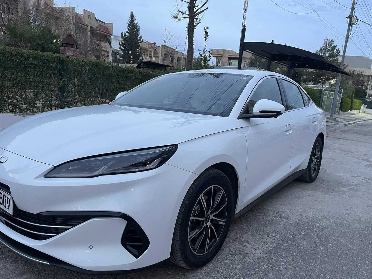 BYD 06 فول مواصفات هيجي نيه ته نيا ٢ هه زار رويشتوه ره قه م هه ولير موديل 2025 موبايل *********** نرخي  ١٧٠$
