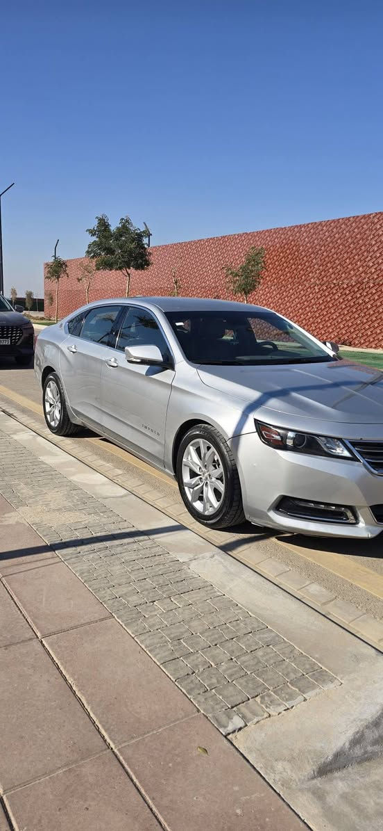 السلام عليكم من رخصت الادمن المحترم
(IMPALA) 🚘🚘🚘
شيفروليه أمبالا موديل 2019 
ماشية 38 الف ميل 

✅️سيارة بيها بارد بنيد وجاملغات ٢ يعني مكفولة من الايرباك ✅️تعتبر كلين تايتل
✅️والباقي كفالة عامة من شواصي ولغود 
✅️صبغ جاملغ خلفي يسار فقط
بسبب جمالية لان وكع عليها منظف وصورته موجودة
✅️ ودواخل السيارة جديده جداا واي نقص مابيها عليها ادامة كاملة مكينة گير
 ✅️حدادية جديدة قبل اسبوع نشدت مال تفضيخ بلادي
✅️جامة امامية اصلية انشدت قبل اسبوع
✅️ تبريد ثلج ❄️
✅️ تدفئة جهنم ،🌞
 ✅️جاهز كل نقص مبيها السيارة فوول ماعدا الفتحة..
✅️6 سلندر🚀. تفويل فقط محسن وسوبر
✅️5 بصمات.
✅️بصمة أبواب وبصمة تشغيل.
✅️سايد بريك دكمة.
✅️كراسي كهرباء.
✅️كراسي جلد وتدفئة
✅️أشاير بلمري+نظام ترحيب.
✅️قطعتين تبريد.
✅️شاشة جبيرة لمس+شاشة صغيرة عرض العطلات.
✅️قاصة.
✅️نظام APPLE CAR+CAR PLAY+GPS+Wi-Fi.
✅️منافذ USB+USB TYPE C.
✅️تحكم ستيرن +مثبت سرعة.
وبعد بيهاا مواصفات هوااي السيارة دينار مذب عليها جاهزة وكاملة من جميع النواحي السيارة داخلة هزة جديدة وترقيم جديد ((حرررة)) 
✅️رقم اربيل الجديد قبل اسبوع تجددت يعني ماتذب عليها اي دينار

ترايها لاربيل 😉

السيارة موجودة ببغداد '- العامرية

للتفاصيل للسعر *********** واتساب او اتصال

سبب البيع لغرض السفر
