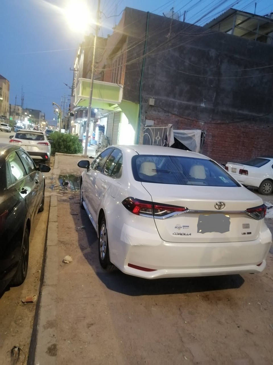 كورولا XLI خليجي ٢٢ مكفول
مرقم بغداد جديد
ب١٥٨ وبيها مجال
للتواصل ***********
