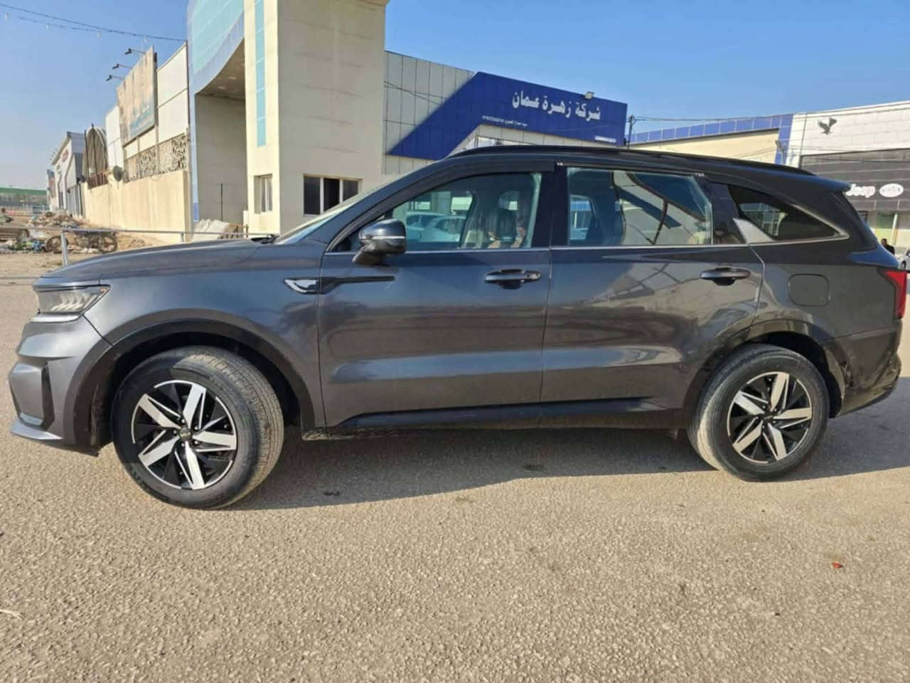 سورنتو 2022 vip
سيارة جديدة وما نقصهة برغي 
فول مواصفات عدى الفتحة 
كاميرات 360درجة 
رادارات 
شحن لاسلكي 
4وضعيات قيادة 
كشنات جلد تدفىة تبريد
كشنات سياحي منفصلة 
لايت 4 عدسات السعر 185 رقم بابل باسمي رقم الهاتف***********
