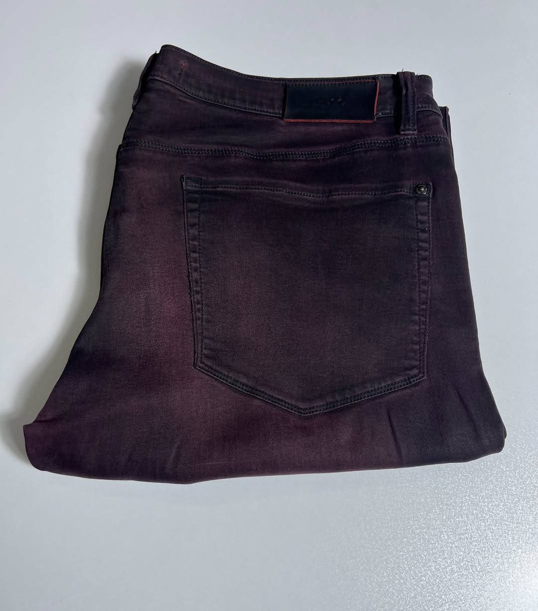 شوفيلي اللون والجمال ماركة HUGO
نضافه 💯 ليكرا
قياس 36 يلبس 38 
حجز خاص
تابع كل ماهو جديد ومميز ونادر
توصيل موجود 🚚


**إذا كنت صاحب هذا الإعلان وتريد حذفه لأي سبب، رجاءا أرسل رسالة إلى الدعم الفني**