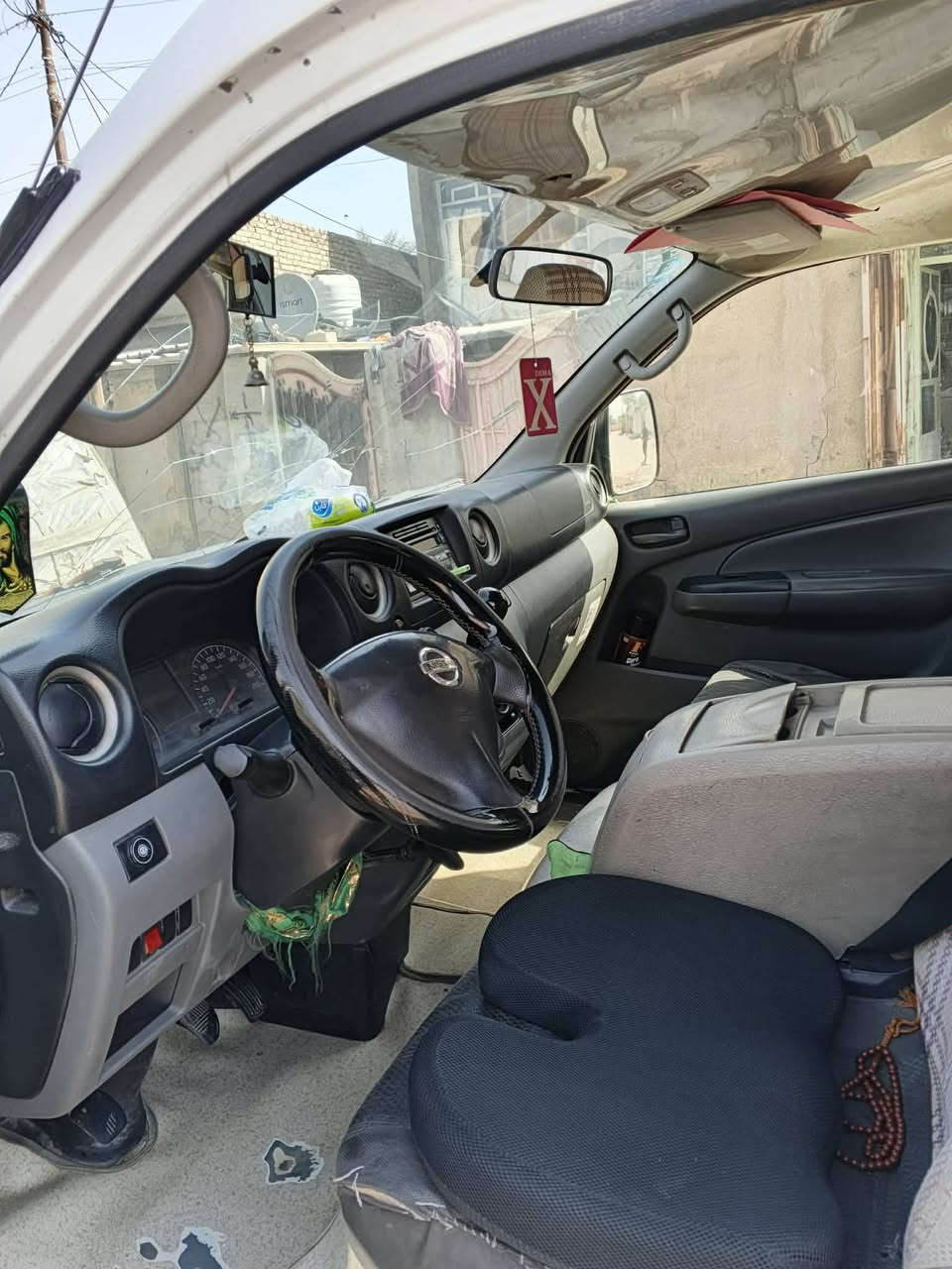 سلام عليكم نيسان البيع هديل ١٤سياره جهاز تخم تاير بيه صبغ بصفحة الطويل مكينة وكير وكسن بيه غاز سيباه درع سعره ١٦٥وبيه مجال ***********
