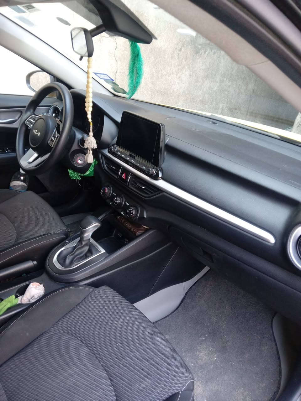 السلام عليكم كيا فورتي موديل٢٠٢٤السيارة ليبل واحد تحديد مسار كامرة دوارةماشيه ٢٤ الف مكينة وكيرمكفولات تخم تاير صدر شركة مكان السيارة بغداد الكمالية السعر ١٥٥ وبيه مجال للإستفسار الاتصال على الرقم ***********حادث جاملغ خلفي شطح بدون دواخل
