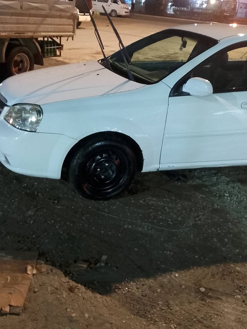 اوبترا ١١
مكينه جديده كهربائيات عالشركه رقم بصره مكانها بالناصريه 
بيها رشات بالدوس وتبديل جاملغ بدون ضربه وبنيد  سعرها ٦٨ بيه مجال بسيط حق الجيه
سياره مال بيت 
***********
