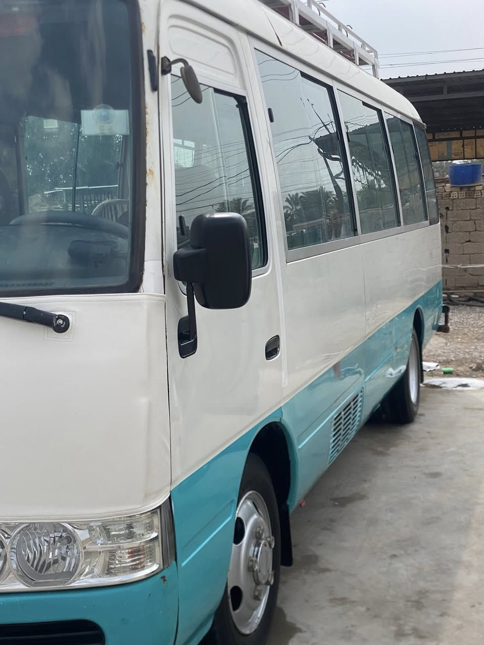 السلام عليكم كوستر 2007كير مكينه اكسل مكفول تخم تاير ياباني ويل ناصي تبريدمحور ثلج لايت زنون كهربايات كلها شغاله كشن ستاركس بسمي مصفره هيها ومرور تحويل مباشر 
مكان بغداد المدائن السعر 218وبيه مجال 
ترهم مراوس بناصيه نفس السعر 
***********
