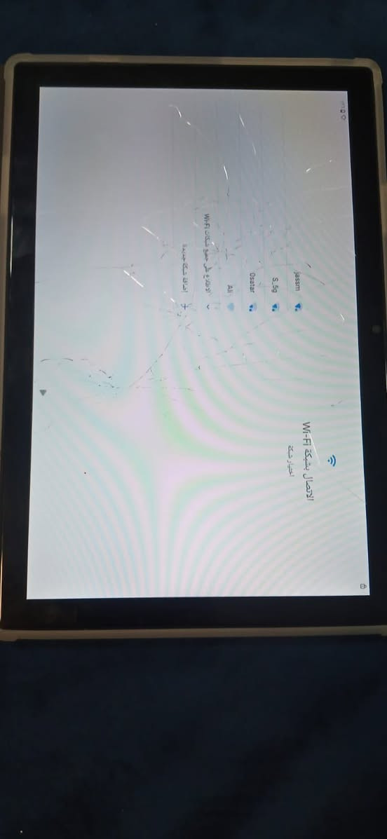 سلام عليكم 🙋 فقط الكلاس مكسور مالته ما يلمس هوه شغال
ايباد ذاكره 128

                  السعر قفل قفل 55 هوه وتوصيل
كله جديد ما مستخدم 
غراضه كامله ماوس وكيبورد وقلم وحافظه وشاحنه كامل

مكاني بغداد الشعله *********** واتساب وتشلع عيوني
