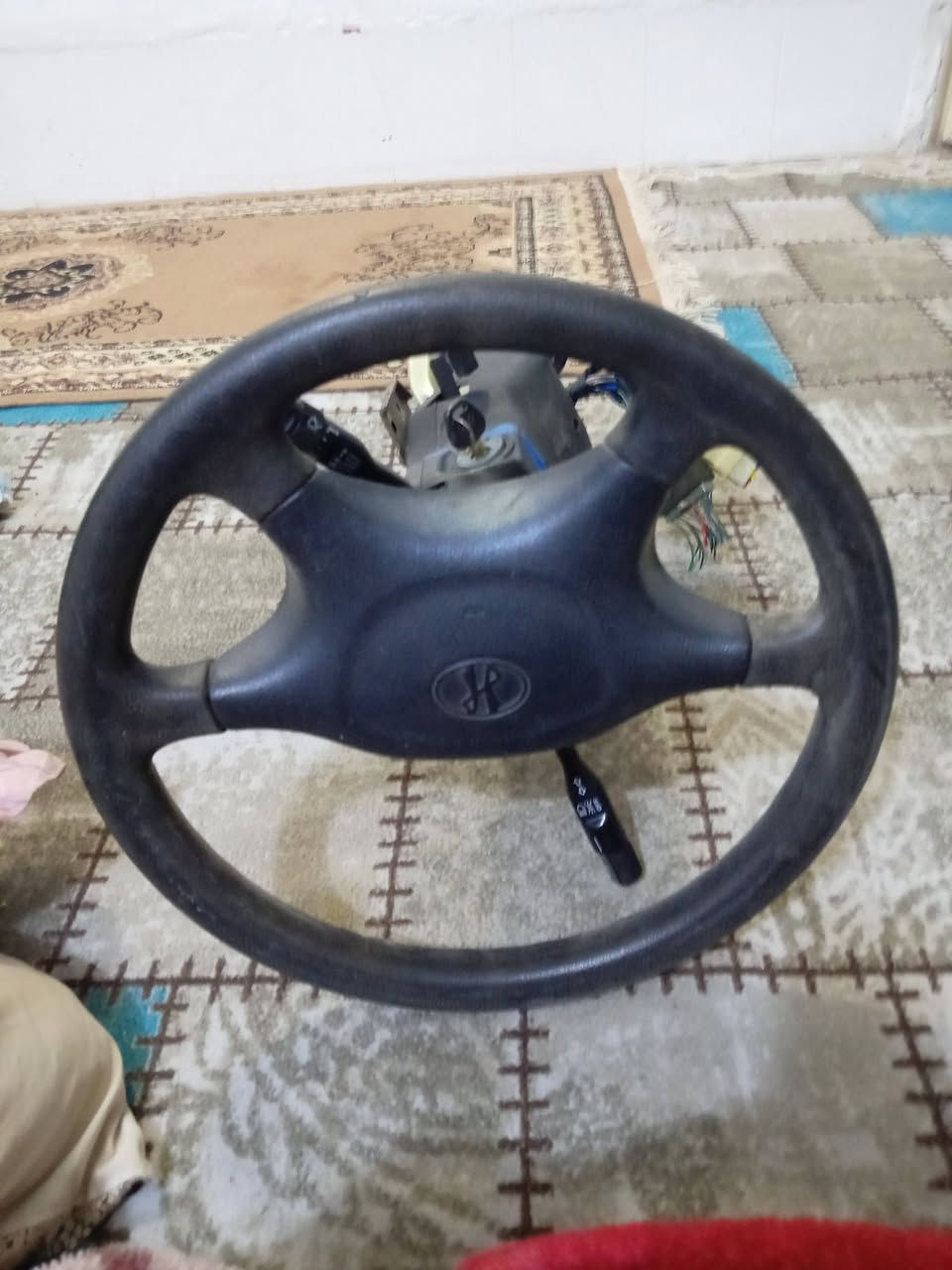 سلام عليكم مجمع استيرن دركه استيرن ومجمع اشاير وماسحات وجوزة تشغيل وغلاف المجمع والشفت الواصل الى توصلة الجعمقه وارد كوري اشتريتا لسيارتي ونباعت سيارتي قبل ما اشده اشتريته ب ١٢٥ الف دينار اليفيده ينطيني سعر وابيع للينطي سعر يرضي الله تحياتي للجميع (ملاحظه يرهم على جميع موديلات الكالوبر) للتواصل *********** حسين مكاني كربلاء المقدسه طويريج
