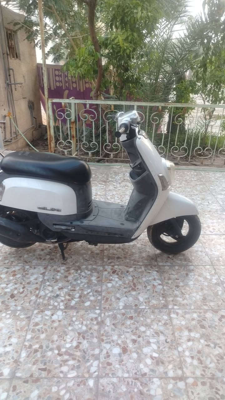 سلام عليكم دراجة ماكس بوليس لبيع الدراجة ما يبهة كلشي بس هاي لضربة لي بل كفر لكدام
مكاني كربلاء لشراي يتصل ***********
