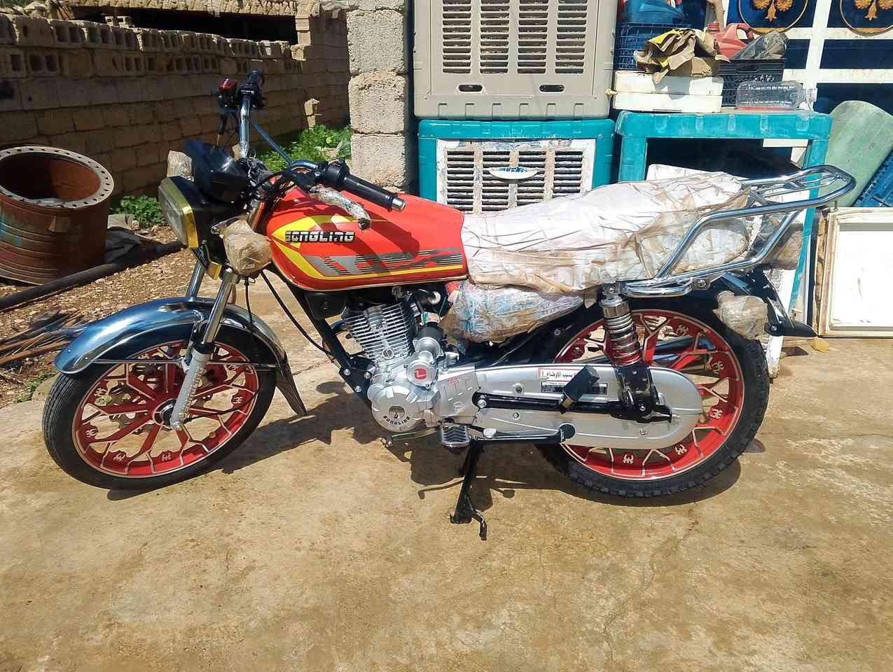 دراجه كامله من اي شي
موديل 2025
اوراق كامله . 
السعر 850.
مكان ديالى. 
جامعات ديالى. 
***********.
