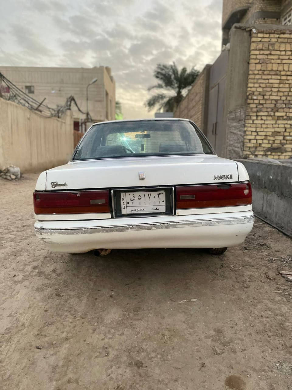 السلام عليكم
مارك كربلائي موديل 92 مكينه ونجي 
مكينه وكير وحداديه كله تمام
الرقم بغداد الماني ابيع بدون راعي فقط اتكفلك الاصوليات سنويه ورقم واتعهدلك عشائر وسرقه 
السعر المطلوب : 27 وبيها مجال بسيط او مراوس
للتواصل : ***********
