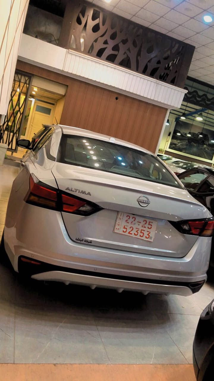 السلام عليكم 
نيسان التيما 2025SV كاتي ماشيه 3000 بدون صبغ فقط جاملغ السايق بي بارد بسيط 
مكاني كركوك سعره 175 بيه مجال بسيط 
*********** كركوك, العراق
