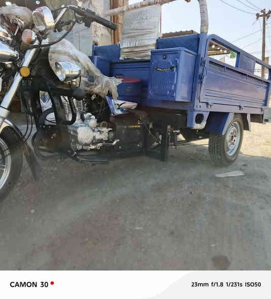 سلام عليكم ستوته للبيع موديل 2025كفاله عامه ماناقصه برغي اسبير مانازل صارله 3اشهر من طالعه من الوكيل نبيل جرد 
مكان ديوانيه عمارات الزيتون سعره 2650بيه مجال قليل  اتصل وبيك خير وتدلل ***********
