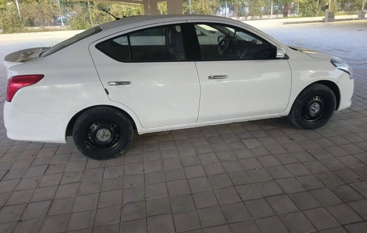 نيسان صني
موديل ٢٤ السياره تبريد كير محرك حداديه خير من الله
(((السياره مكفوله ))) ماشيه ٦٨ الف 
(((السعر ١١٩ )))
((العنوان نجف))
مامتواجد ع الفيس 
***********
