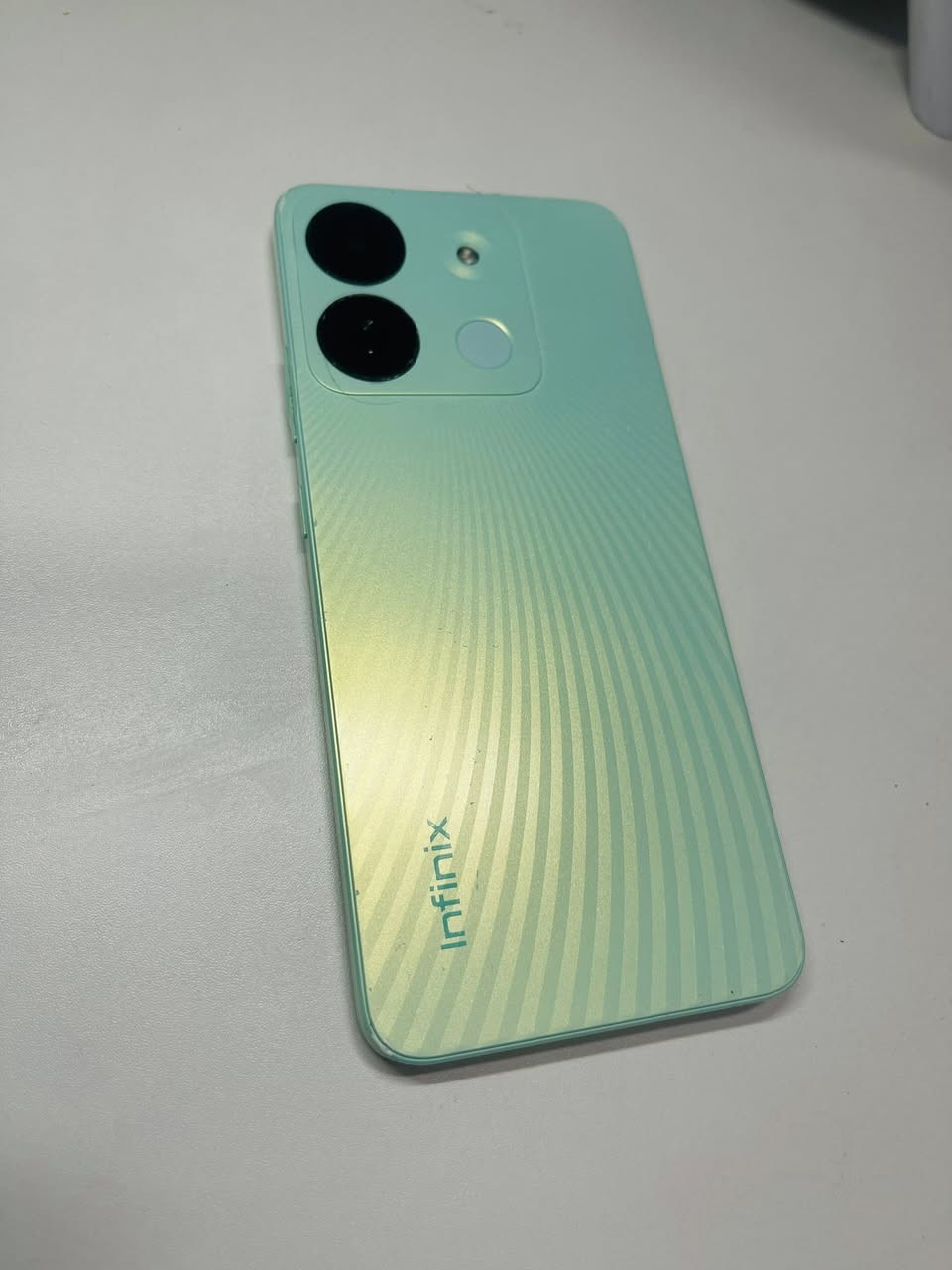 سلام عليكم 

 Infinix Smart 7 HD
64gb
بصمة اصبع 
شاشة جديدة
بطارية 5000
شاشةHD
سعر 75 بي مجال
رقم ***********
