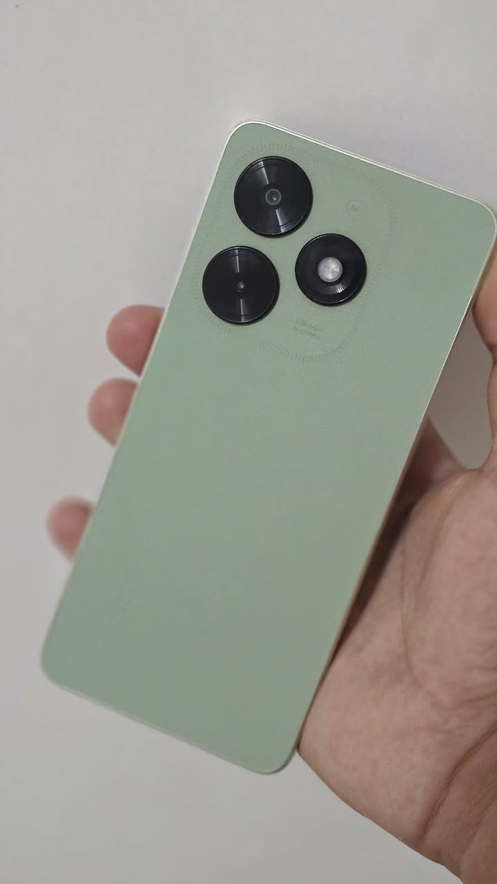 تكنو سبارك Go 2024 ، بشاشة 6.6 بوصة ودقة HD+، معالج Unisoc T606، كاميرا 13MP، وبطارية 5000mAh مع شحن سريع 10 واط، ذاكرة 128 جيجا ورام 6+6 جيجا. ( مستعمل قليل ) سعره 75 الف مع كارتون
جهاز نضيف كلشش شخط ما بيه 
*********** للاستفسار
 تكنو سبارك Go 2024 ، بشاشة 6.6 بوصة ودقة HD+، معالج Unisoc T606، كاميرا 13MP، وبطارية 5000mAh مع شحن سريع 10 واط، ذاكرة 128 جيجا ورام 6+6 جيجا. ( مستعمل قليل ) سعره 75 الف مع كارتون
