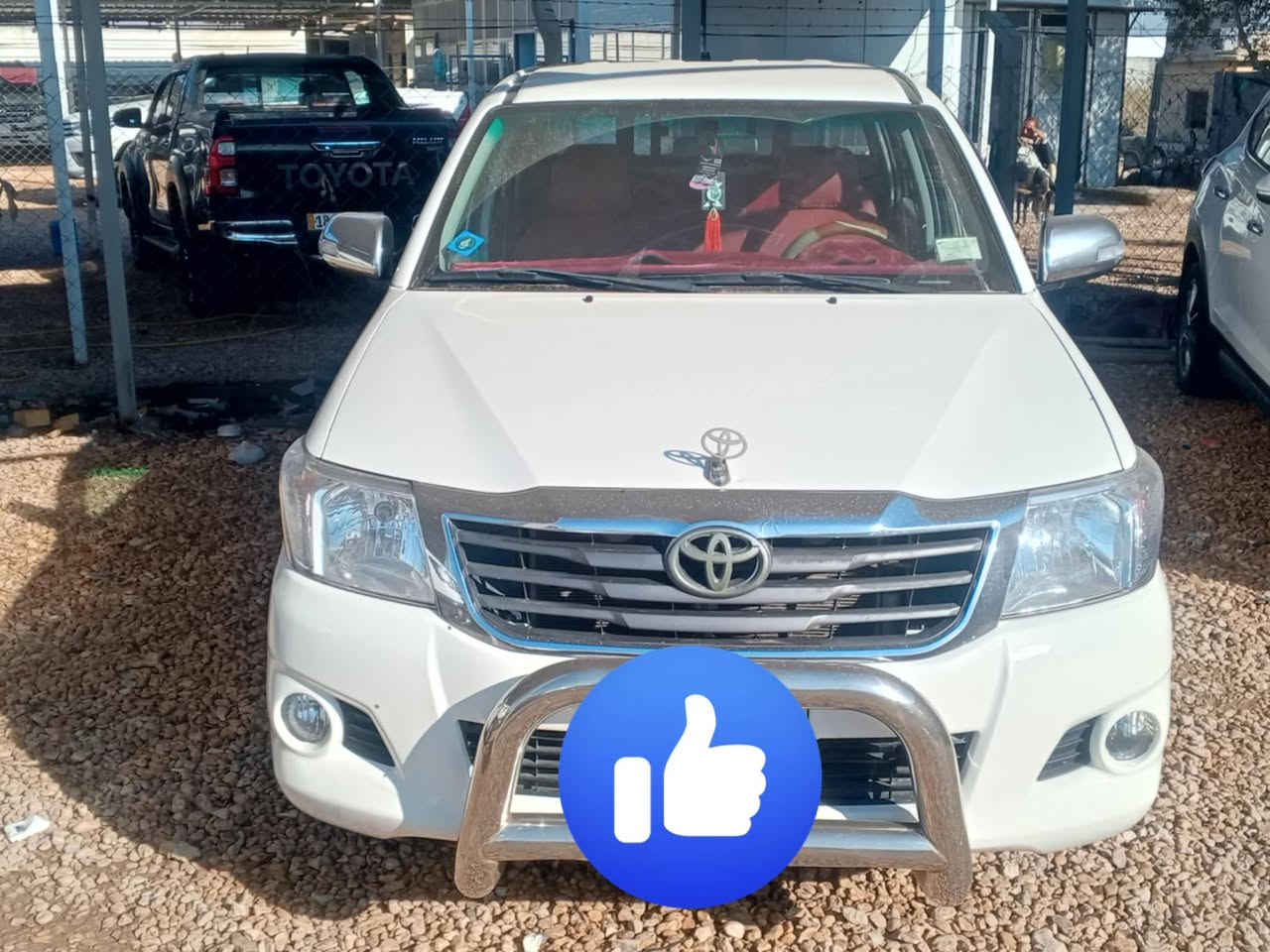 السلام عليكم. تيوتا هايلوكس موديل 2014 اوتوماتيك رقم مثنى سياره كفالة عامه ماعده بارده بصيطه ماشيه 182 محرك وضع شركه  تحويل مباشر . المكان بابل القاسم للاستفسار الاتصال ***********.   السعر  220 وبيهه مجال
