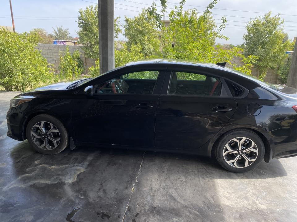 السلام عليكم. ( *********** )
فورتي 2021 رقم انبار معوقين باقي 8 اشهر وتنفك 

السياره مال جناي صارف عليها هواي ومرتبها 

مكينه 2000 دوش شرط الفحص 

_ماشيه 60 فقط 

كير مكينه تبريد ثلج شرط الفحص برغي ما مفتوح بيها 

المواصفات المعروفه 

شاشه كار بلي + رادار امامي حساسات جانبيه 

3 وضعيات قياده سبورت ونورمان وسمارت 

تحكمات استيرن جهتين + مانع انزلاق + تحديد مسار 

تخم تاير جديد 

دوشمه ارضيه جلد اصلي 

مكان السياره الانبار .. الفلوجه ..
