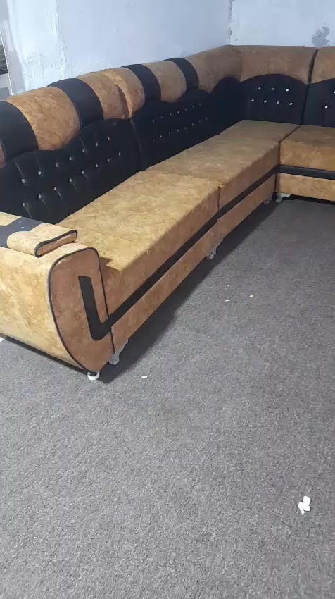 ديوان 8قطع كلش مابيهن  سعر 400 العنوان بالحيانيه


**إذا كنت صاحب هذا الإعلان وتريد حذفه لأي سبب، رجاءا أرسل رسالة إلى الدعم الفني**