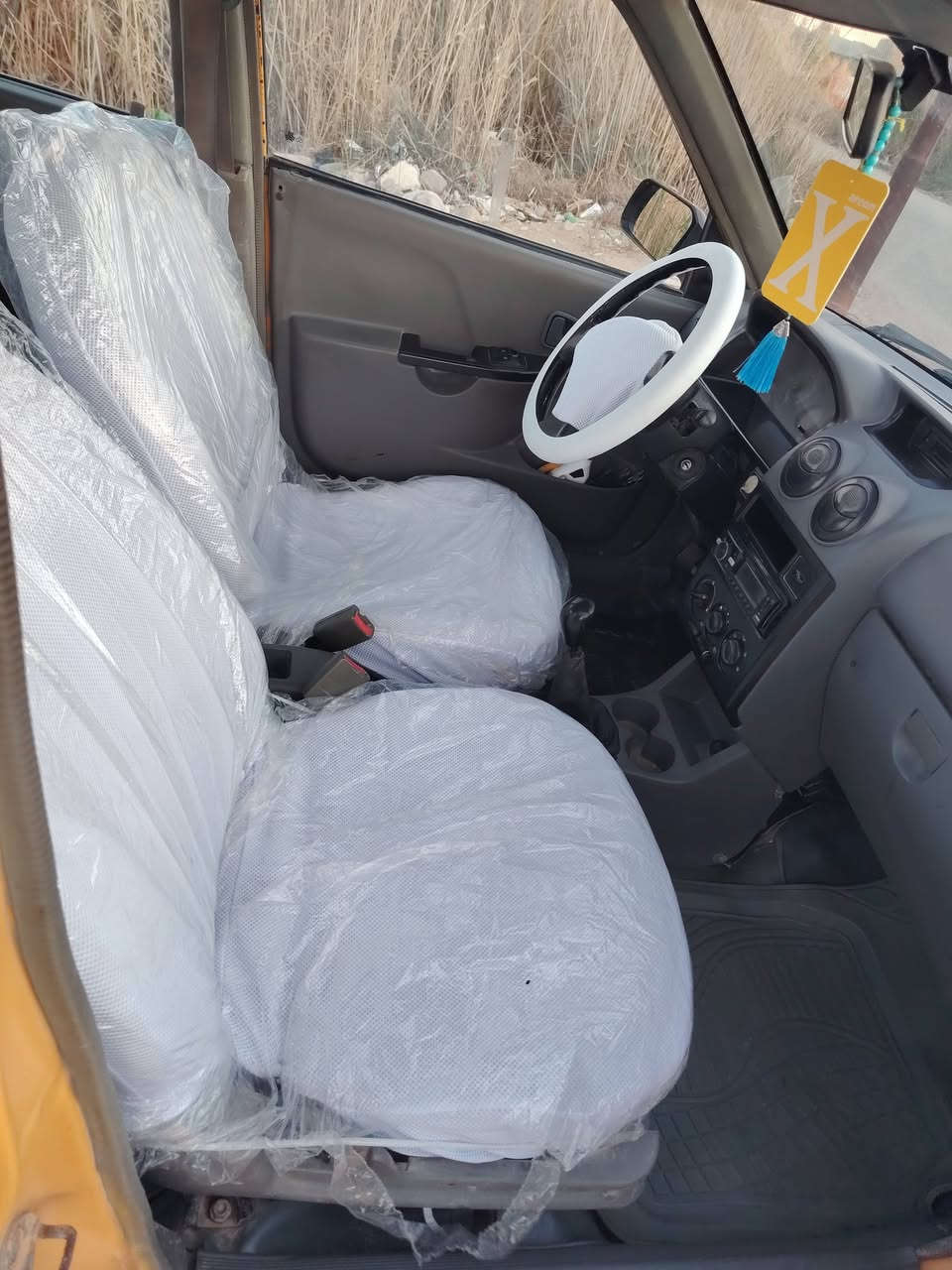 سايبه موديل 12 سياره جديده السعر 11 وبيه مجال سياره كير ومكينه مكفولات وتخم تايرات ***********
