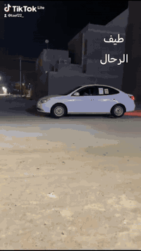 السلام عليكم شباب سياره للبيع حلوه وجاهزه تخوم تاير جديد الشراي نتصل البارحه  كلش كلش حلوه 2011 عنوان خور الزبير بصره  ***********
