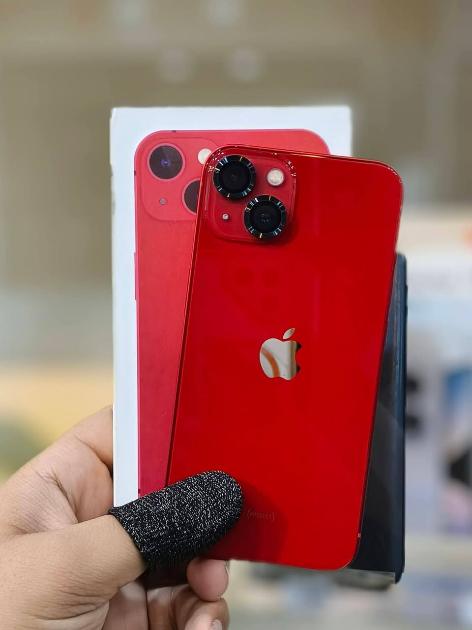 ايفون 13 عادي ذاكره 128 كله شغال نضافه %100 ضراضه كامله شرق اوسط السعر 335 الف دينار ❤ اتصال ***********📞📞
