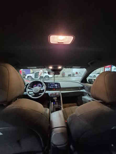 سيارة هوندي النترة موديل 2023 بنزين محرك 2000  ماشي 20 ميل سيارة توب حادث بس بنيد مصبوغ سيارة جملة جدان جاهز عل فحص سيارة بيع فقط سعر 130€ورقة رقمي *********** بيع مستعجل
