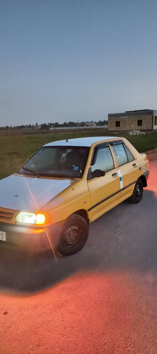 السلام عليكم سايبه للبيع2015 سياره مكفوله كير محرك تخم تاير كهربايات كله شغاله سنويه ل27 بسمي مكان سماوه ***********
