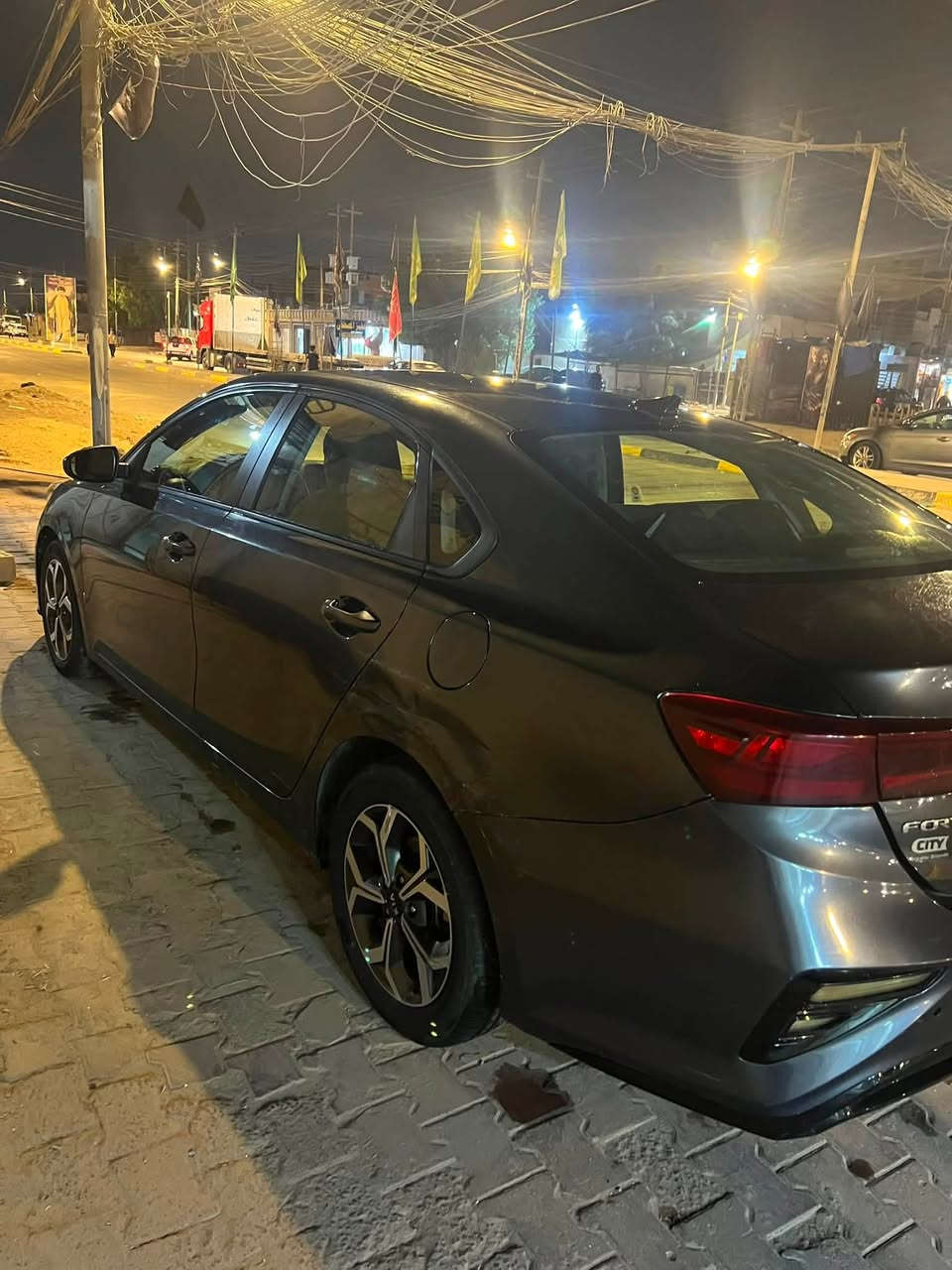 سياره فورتي وارد امريكي مديل 20 رقم بصره معوقين بيها طخه بلمدكر الوره سياره نضيفه حادذها موجود بلصور بس الدعميه الوره وطخا بصيطه بلصندوك مثل ما واضح مكان بصره امن الداخلي  سعر 125 وبي مجال قليل استفسار ***********

