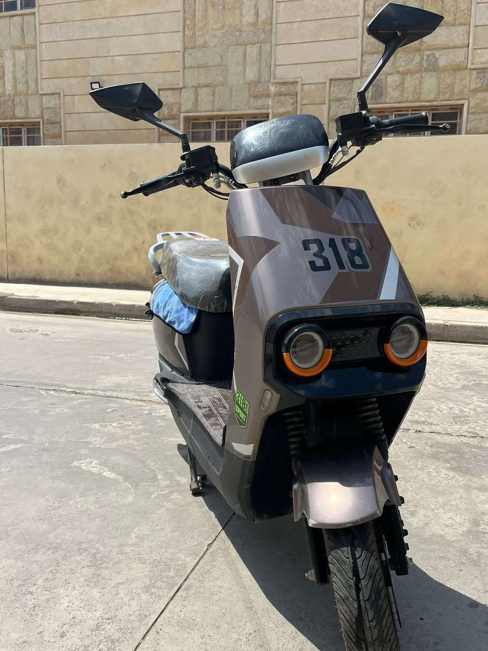 متوفر دراجه 318 نضيفه 2025 شرط غراض كامله كلها شغاله.
6 باتريت شرط نضاف عل فحص كلهم
 المسافه الي يقطعها 40 كيلو واكثر
موصفات معروفه
لايتات عالي ناصي اشاير
نضام بك
4 نمر
ملف 2000 حقيقي
سرعه 70 حقيقي
صندوك كبير خلفي
شاحنه اصليه
سعر 550 و بي مجال 
و يرهم مراوس مع ريان 
موصل يارمجه الغربيه


**إذا كنت صاحب هذا الإعلان وتريد حذفه لأي سبب، رجاءا أرسل رسالة إلى الدعم الفني**
