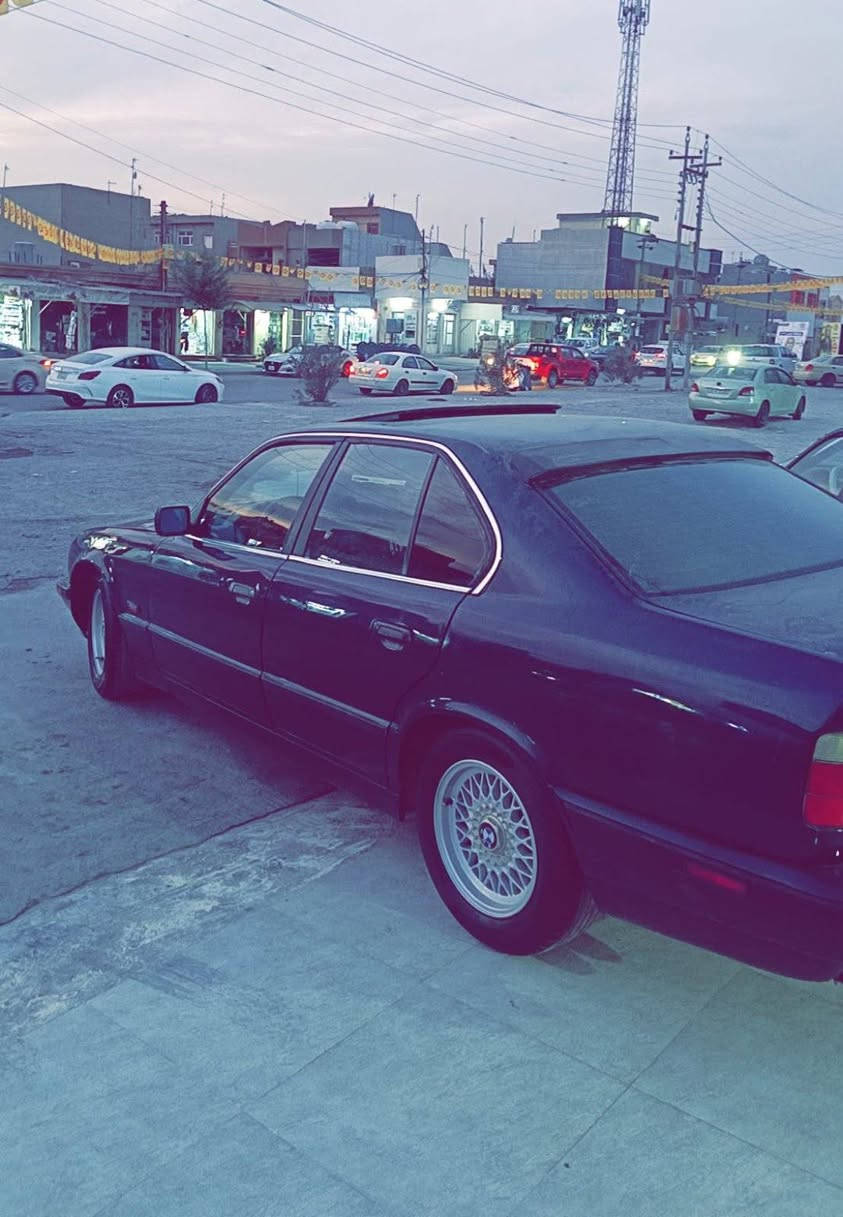 مۆدیل1991 فول بەس گێڕ عادی ئاڕمی پلاستیکی سلێمانی هەموگیانی بێ عیبە گێڕومەکینەی بەشەرت سعر35 وەرە قە ژم***********؟؟؟؟*********** شێون سلێمانی
