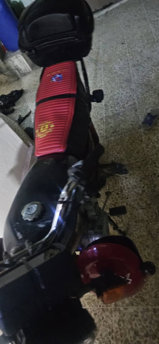 خمسه كير سلف كلو شغال مابي اي نقص شرط    موصل ايسر رشيديه


**إذا كنت صاحب هذا الإعلان وتريد حذفه لأي سبب، رجاءا أرسل رسالة إلى الدعم الفني**