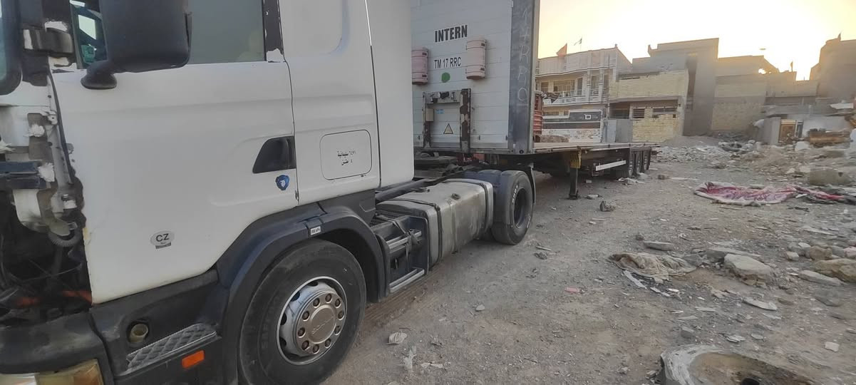 سكانيا 2003 كير 3 ب 3 مكينه 420 انجكتر رقم سليمانيه سنويه ساقطه بسم عربي محرك كير تبريد كله تمام نقصها بسيطه كلش شامه بك لايت 
*********** اني مكلف بل النشر

