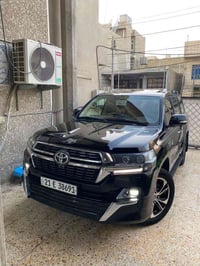 للبيع   TOYOTA LAND CRIUSER GXR 2017  تويوتا لاندكروزر 2017 GXR   ساز ...
