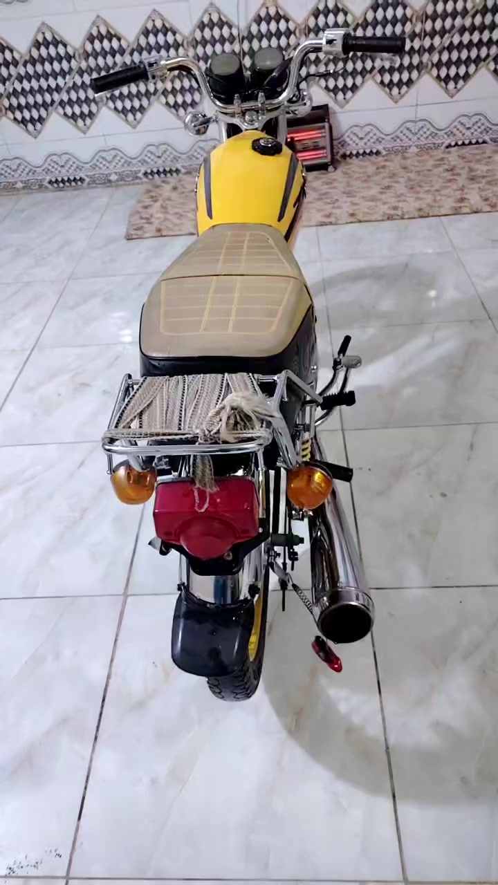 السلام عليكم 4 گير نامه برو غطاس موديل 2022 أصولي أصولي أصولي وكيلها العارضي مامفتوحه ولامبدل بيها شي حت مامفيسه مبدل بس تانكي ذاگ نزرف گلولي حط عجينه كتلهم لاتانكي جديد احسن حت يرتاح راسي دراجه شلعه كلش قويه ومثل ماشوف بالصوره دراجه نضيفه وملاحضه الكهربائيات لايت زنون عالي ناصي كلش قويه والاشاير مايشتغلن مافحصتهن يرادلهن كلوبات او شي مادري 
سعرها 800 مكاني نجف عامود 135


**إذا كنت صاحب هذا الإعلان وتريد حذفه لأي سبب، رجاءا أرسل رسالة إلى الدعم الفني**